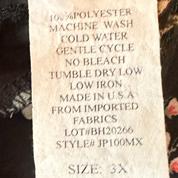 DIVIDE BY ZERO Flowy Boho Peasant Top - 3X - Picture 9 of 10